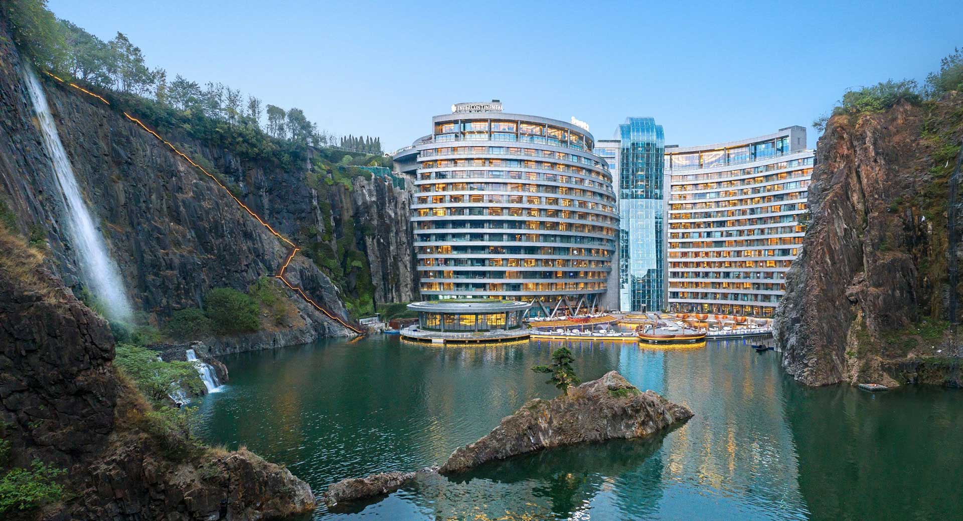 Intercontinental Shangai Matrix topo